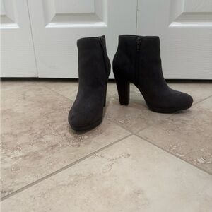 Forever 21 Dark Brown 4” Heeled Boots